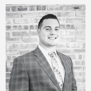 Happy Birthday to our Director of Business Development, Justin. Everyone on our team wishes you a day and year full of success! 
.
.
#businessdevelopment #birthday #generalcontractor #chicagoland #business #blackandwhitephotography #exposedbrick #newbusiness #businessgrowth
